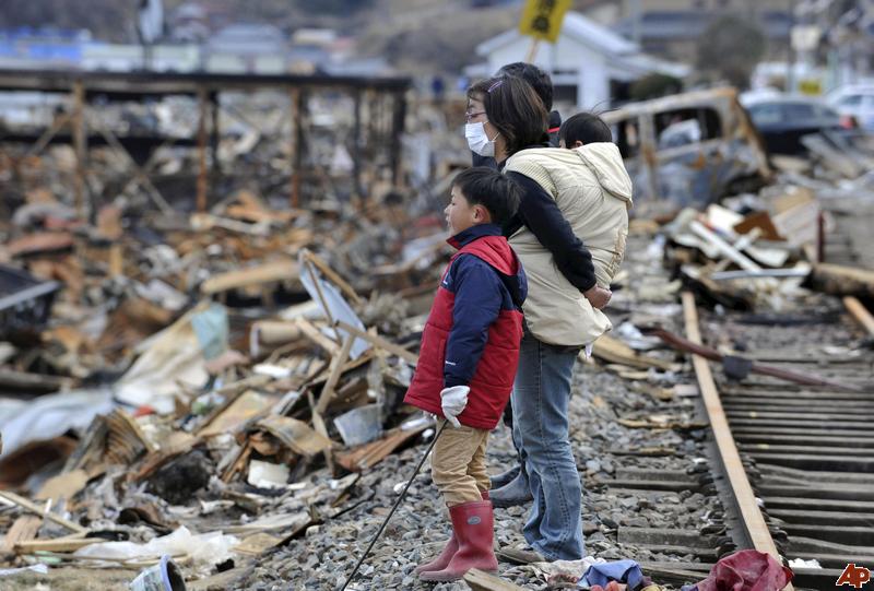 7 χρόνια από τον φονικό σεισμό στην Φουκοσίμα –Όταν τα 9 Ρίχτερ χτύπησαν την Ιαπωνία (ΕΙΚΟΝΕΣ&ΒΙΝΤΕΟ)