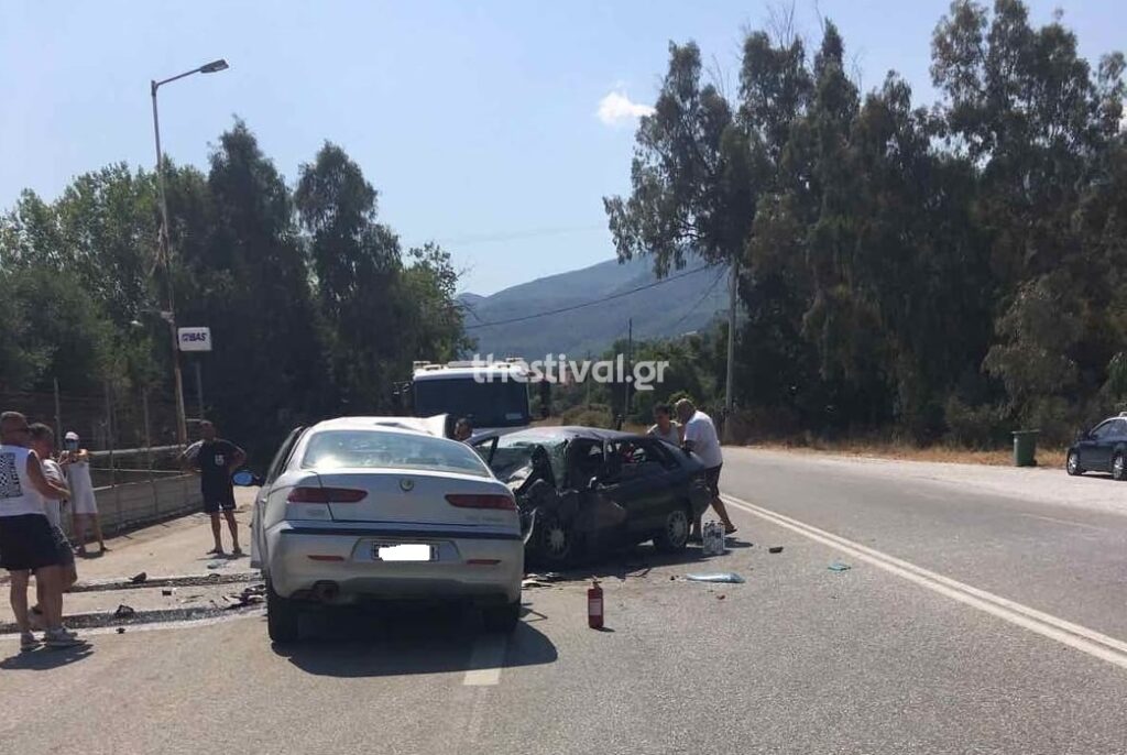 Θρήνος στην Ασπροβάλτα: Τροχαίο δυστύχημα με τρεις νεκρούς ...