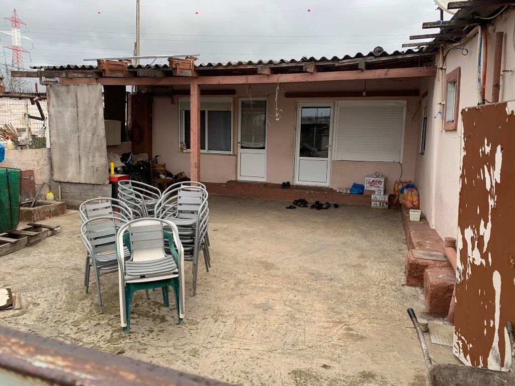 Αλεξανδρούπολη: Το σπίτι που είχε γίνει εφιάλτης για την 29χρονη που πέθανε από άγριο ξυλοδαρμό - Στα χέρια της αστυνομίας ο σύζυγος της