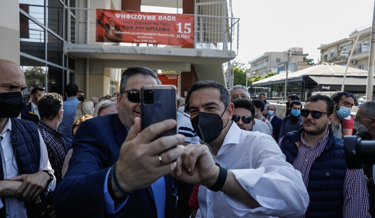 Εκλογές ΣΥΡΙΖΑ: Ψήφισαν πάνω από 130.000 μέχρι τις 20.00– Ομιλία Τσίπρα στην πλατεία Κουμουνδούρου
