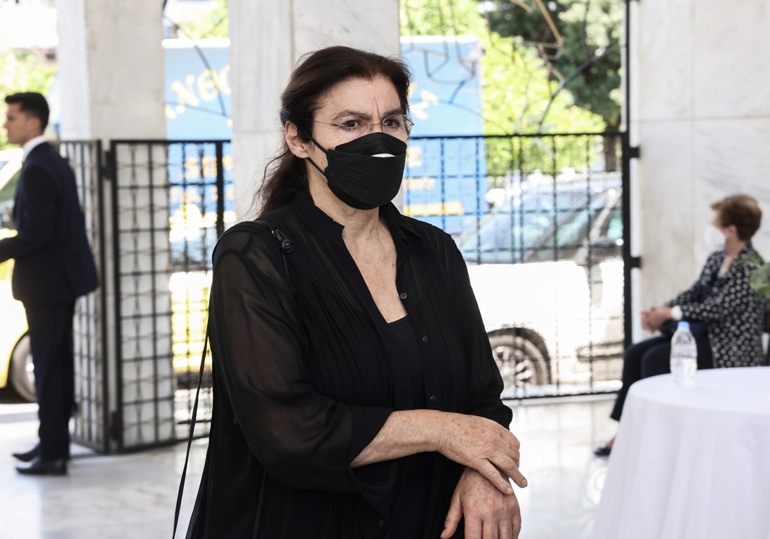 Μαρίνα Λαμπράκη – Πλάκα: Στο Α' Νεκροταφείο το τελευταίο αντίο στην «πρώτη κυρία» της Εθνικής Πινακοθήκης