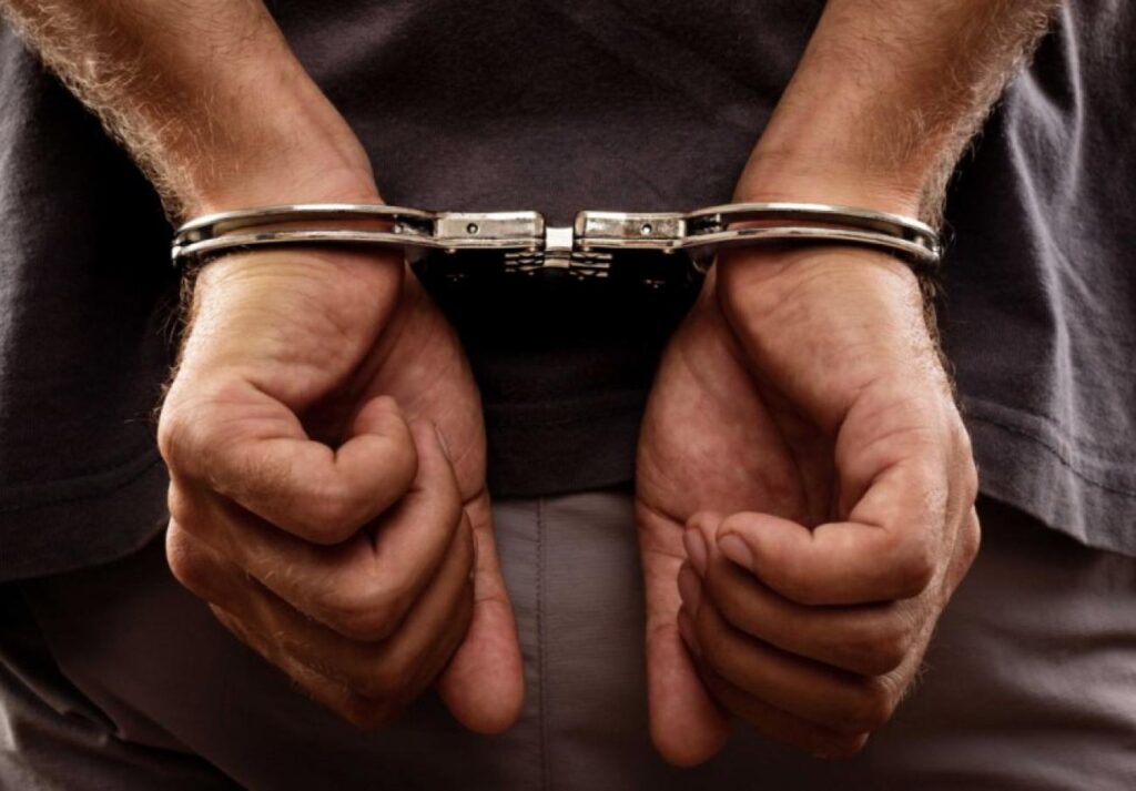 arrest warrant police officer handcuffs png favpng nib3w7ejs6srnc5cgytz0r716